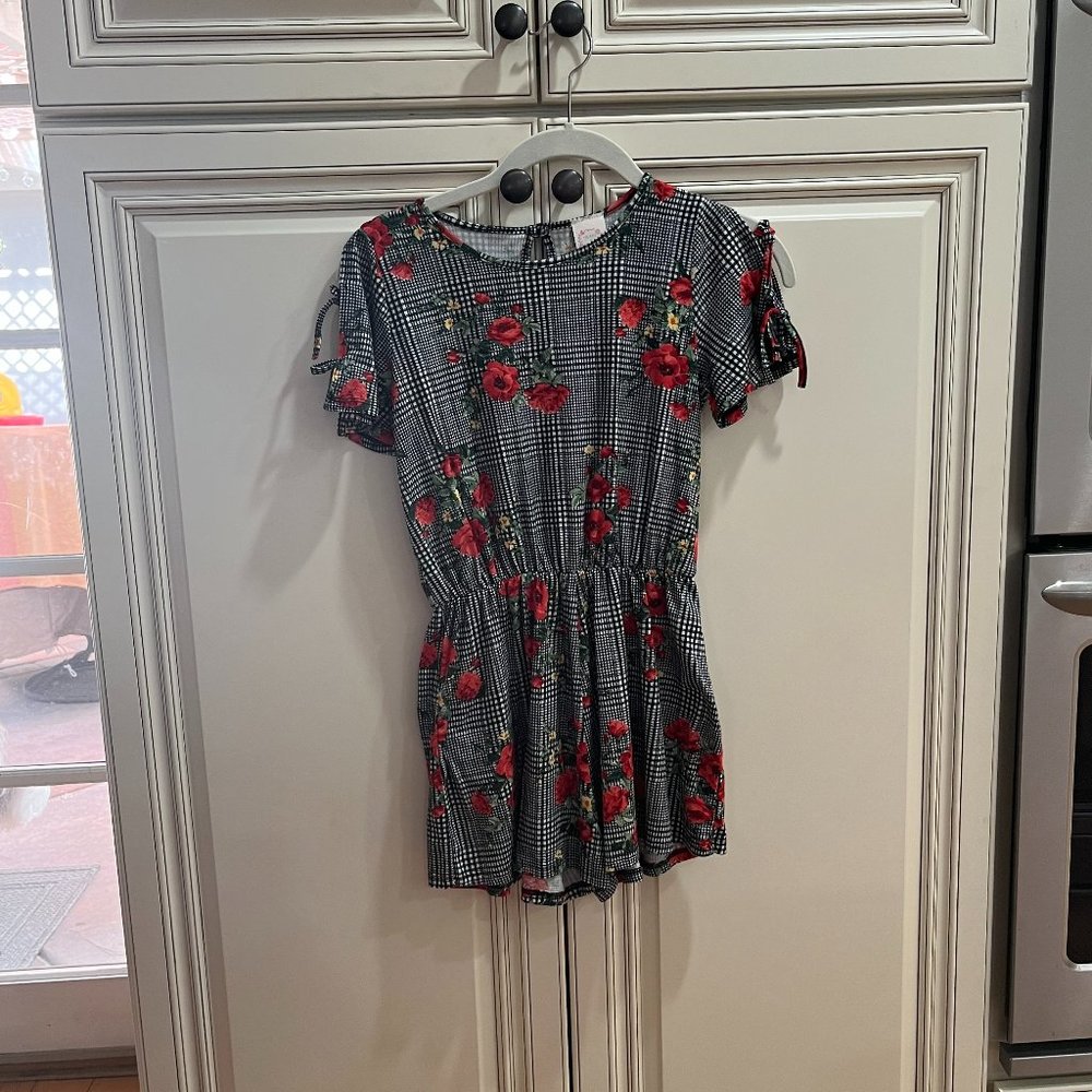 Kids romper with flowers and checkers size M (10)